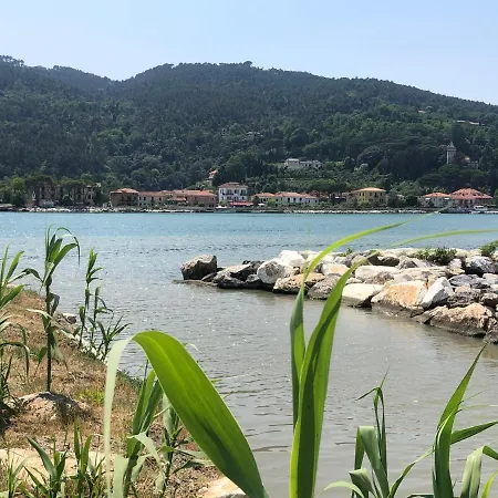 Papiriana La Casa Del Borgo_ Breathtaking Sea Wiew Апартаменты *